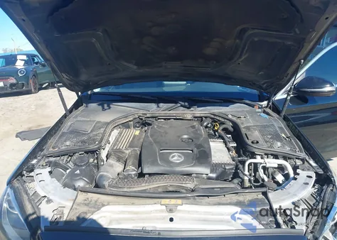 2017 Mercedes-Benz C 300 из США, поврежденный, VIN 55SWF4JB6HU222070